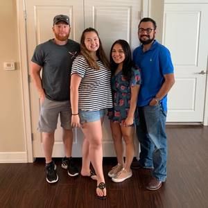 Meet your Posher, Evis